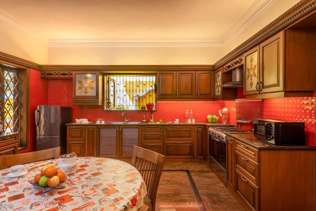 Casa Amarela - Lux Portuguese 4Bhk In North Goa Villa Porvorim Kültér fotó